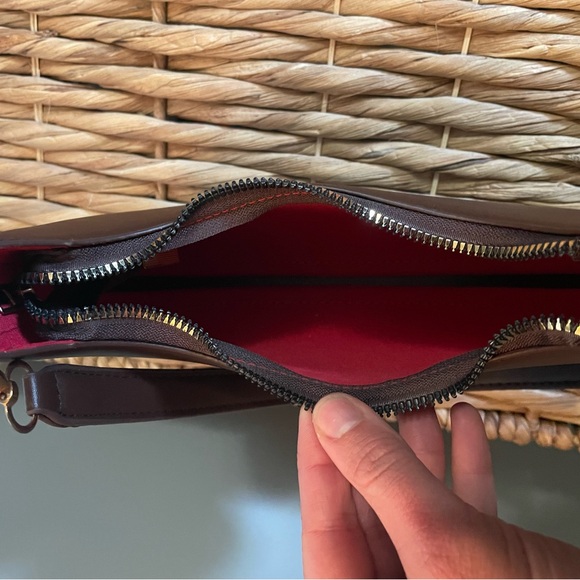 Purse - Picture 3 of 3